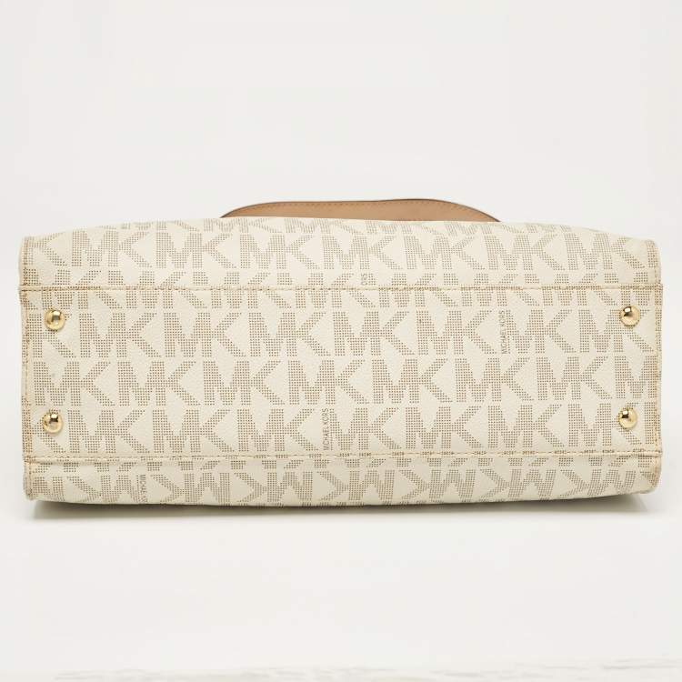 Pre Owned Michael Kors Beige/Off White Signature Coated Canvas and Leather East/West Hamilton Tote