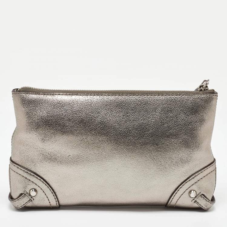 Pre Owned Michael Kors Metallic Grey Leather Fallon Wristlet Clutch