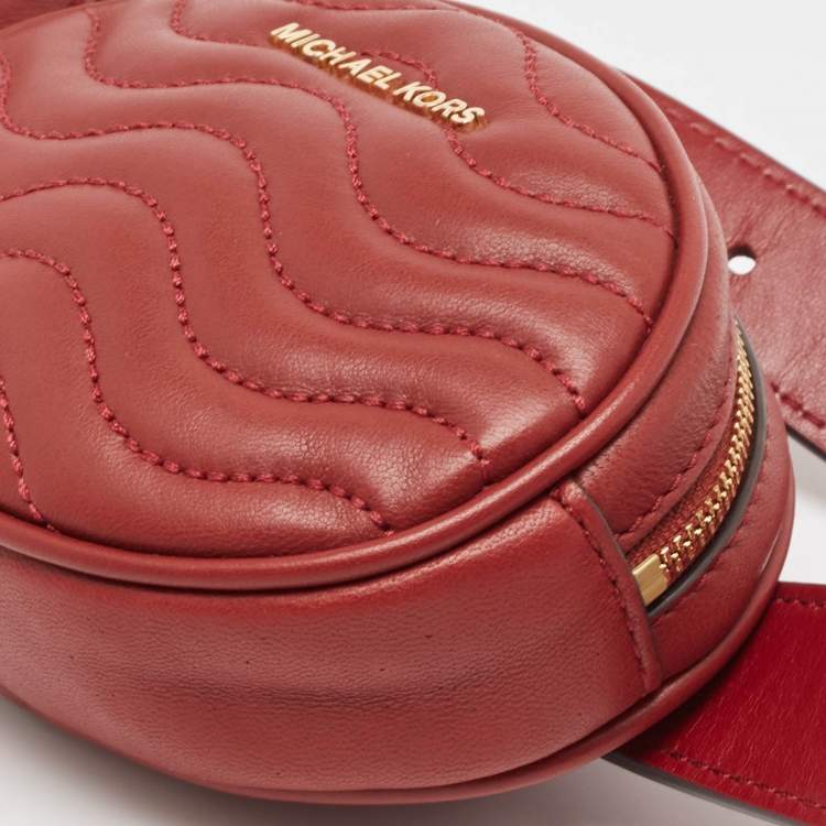 مملوكة مسبقًا Michael Kors Red Matelasse Leather Utility Belt Bag