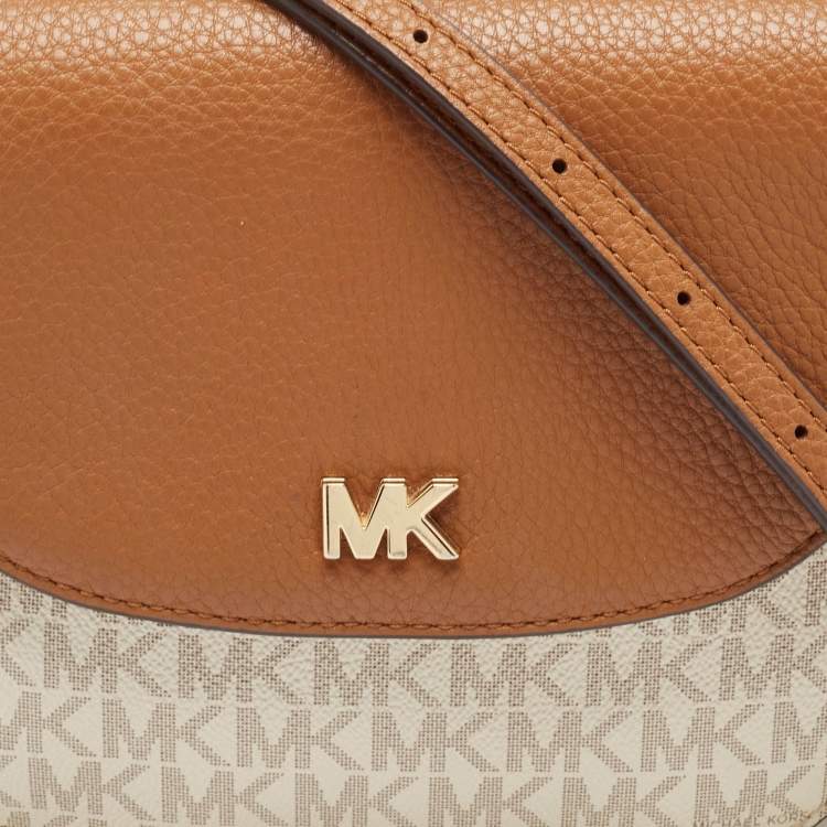 Pre Owned Michael Kors Beige/Tan Signature Coated Canvas and Leather Mott Crossbody Bag