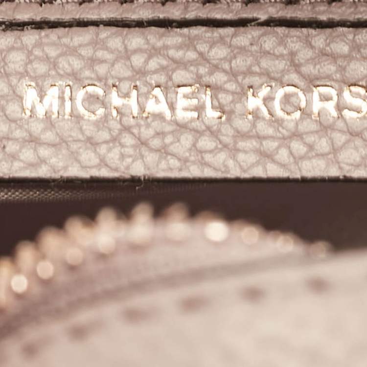 Pre Owned Michael Kors Beige Leather Round Crossbody Bag