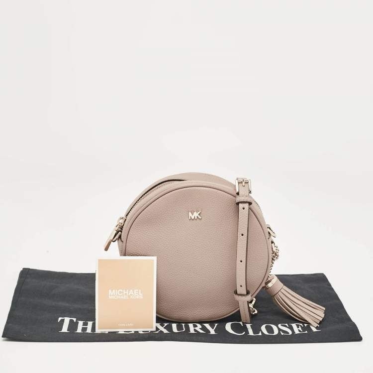 Pre Owned Michael Kors Beige Leather Round Crossbody Bag