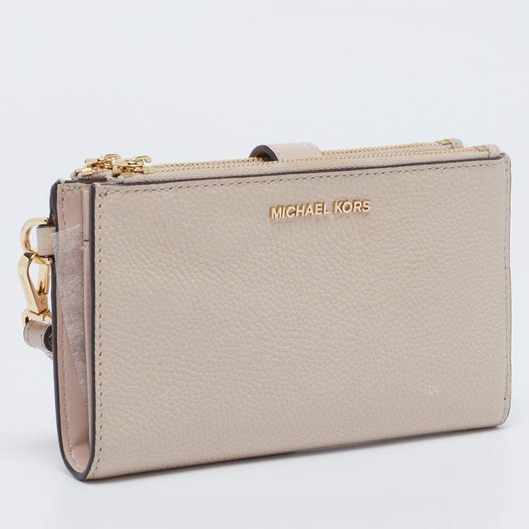 Pre Owned Michael Kors Pink Leather Adele Phone Wristlet Wallet