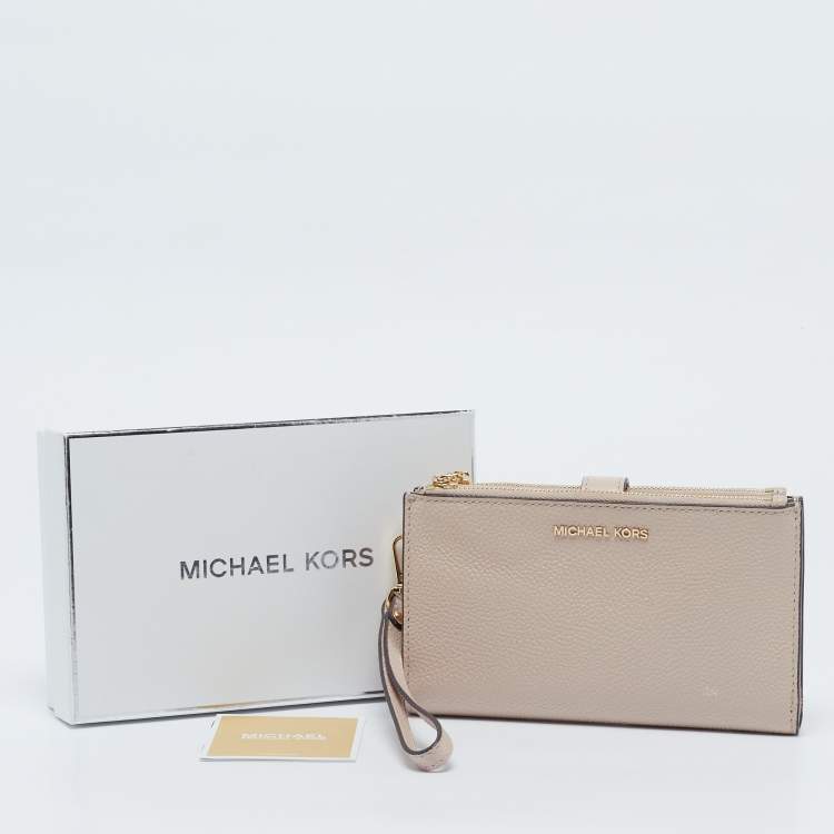 Pre Owned Michael Kors Pink Leather Adele Phone Wristlet Wallet