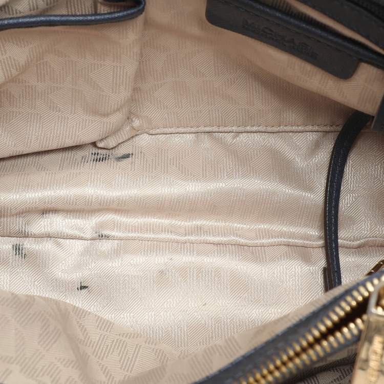 Pre Owned Michael Kors Blue Saffiano Leather Medium Cynthia Tote