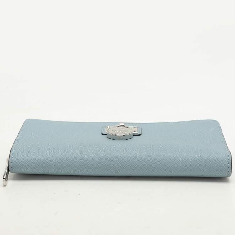 Pre Owned Michael Kors Blue Leather Zip Around Wallet