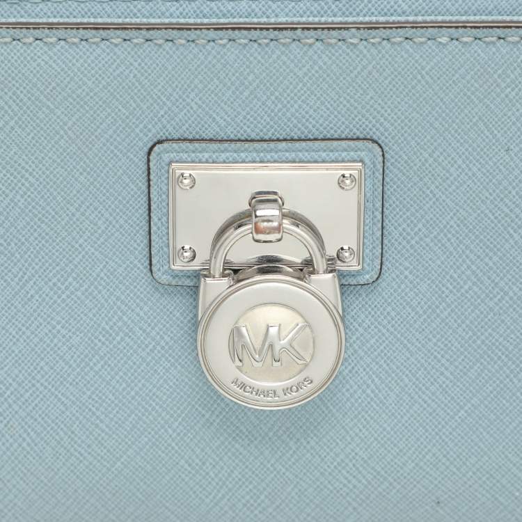 Pre Owned Michael Kors Blue Leather Zip Around Wallet