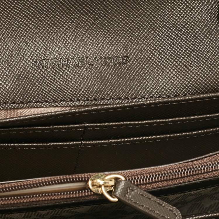 Pre Owned Michael Kors Dark Brown Signature Coated Canvas Jet Set Wallet On Chain