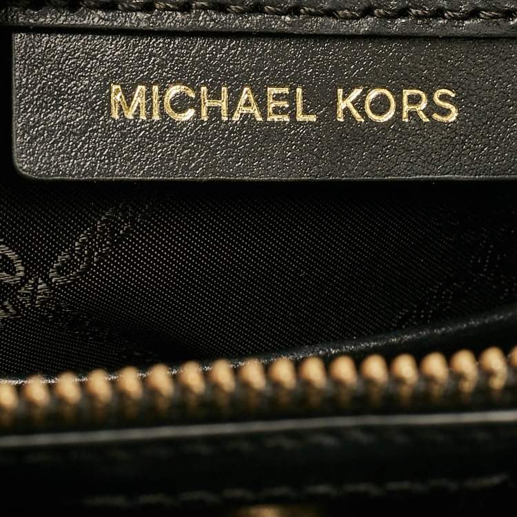 Pre Owned Michael Kors Brown/Black Signature Canvas Susan Shoulder Bag