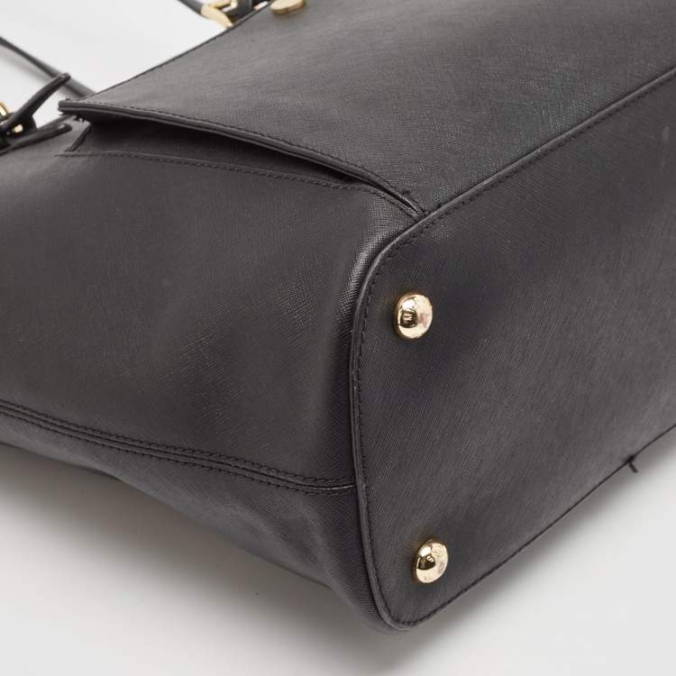 Pre Owned Michael Kors Black Leather Jet Set Top Zip Tote