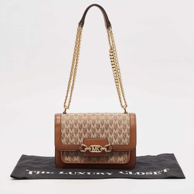 مملوكة مسبقًا Michael Kors Brown Signature Canvas Large Heather Shoulder Bag