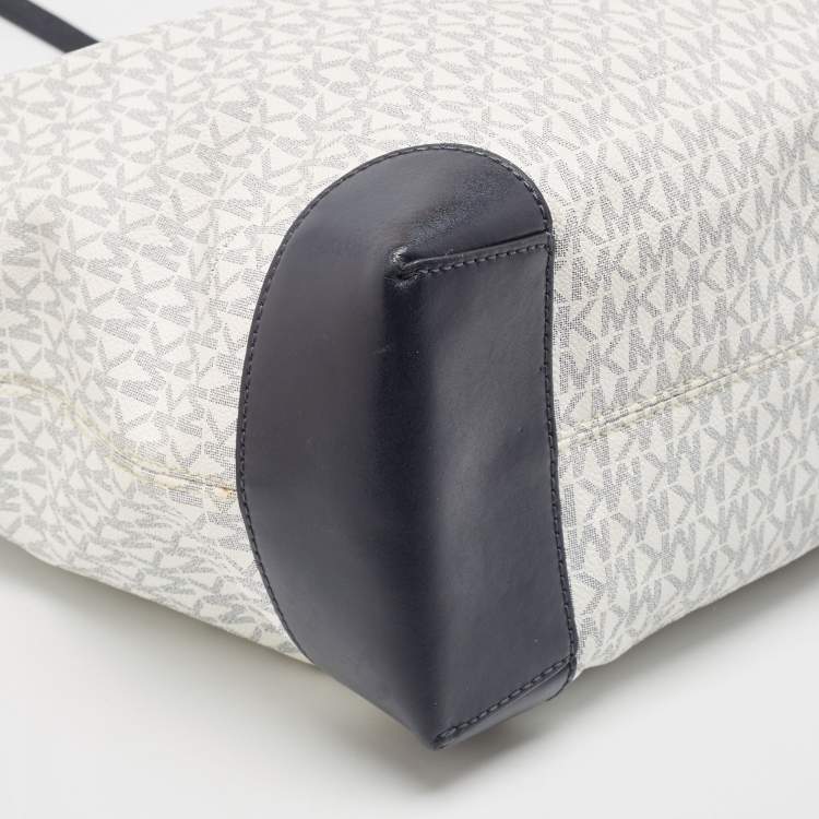 Pre Owned Michael Kors Navy Blue/White Signature Coated Canvas and Leather Large Eva Tote