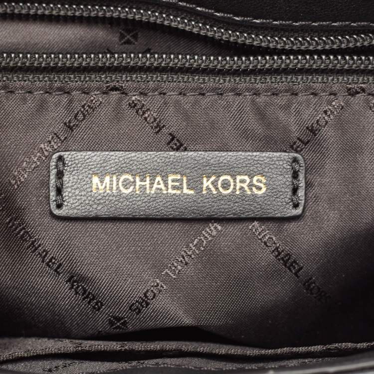 Pre Owned Michael Kors Black Quilted Leather Small Serena Crossbody Bag
