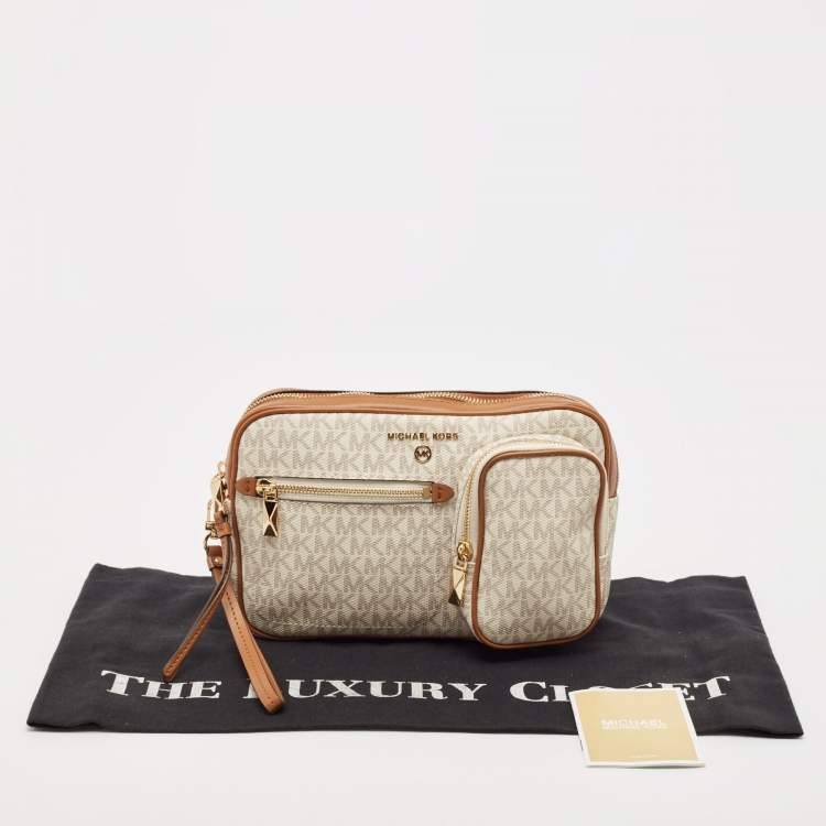 Pre Owned Michael Kors Beige/Brown Signatur Canvas Jet Set Travel Wristlet Pouch