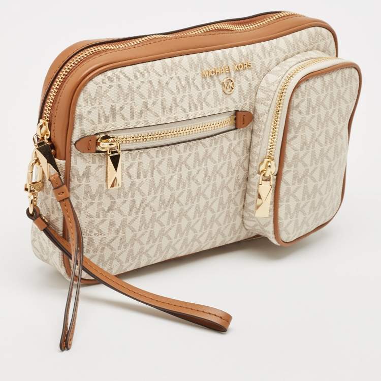 Pre Owned Michael Kors Beige/Brown Signatur Canvas Jet Set Travel Wristlet Pouch