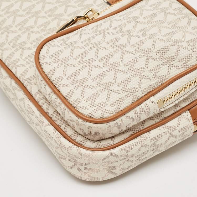 Pre Owned Michael Kors Beige/Brown Signatur Canvas Jet Set Travel Wristlet Pouch