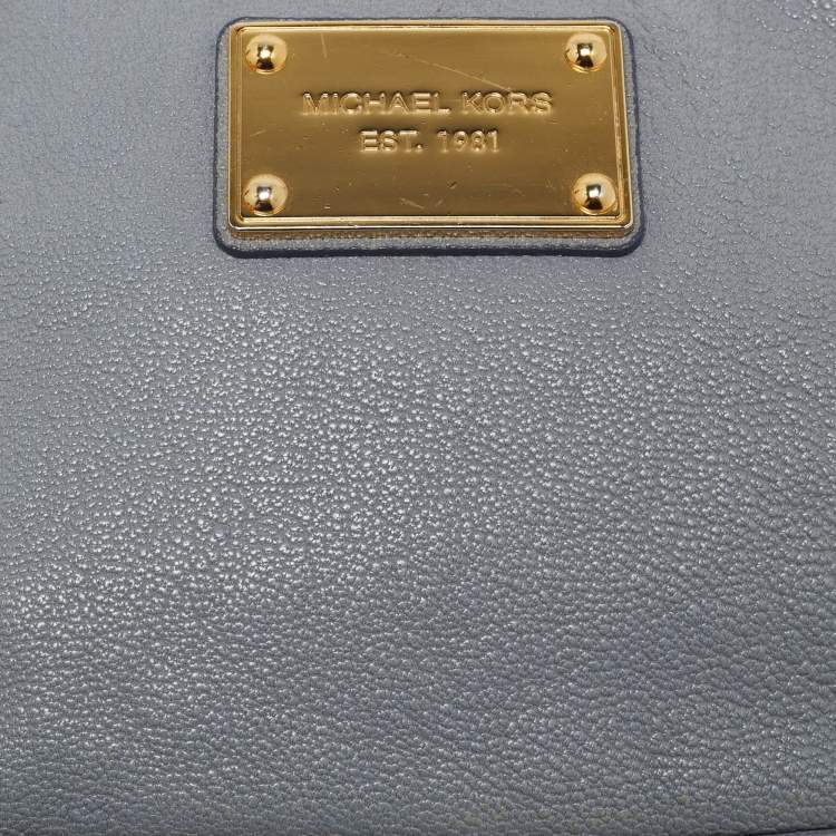 Pre Owned MICHAEL Michael Kors Light Blue Leather Mini Jet Set Crossbody Bag