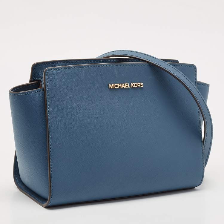 Pre Owned Michael Kors Blue Leather Small Selma Crossbody Bag