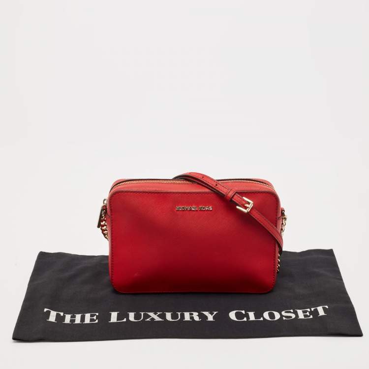 Pre Owned Michael Kors Red Leather Jet Set Camera Crossbody Bag