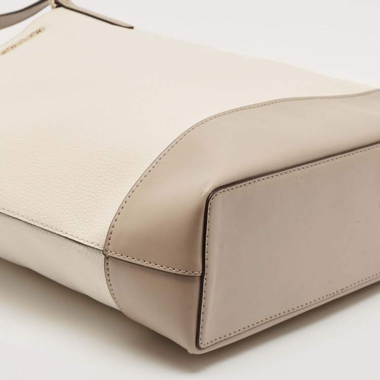 Pre Owned Michael Kors Beige/Cream Leather Large Kelli Tote