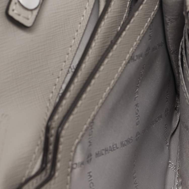 Pre Owned Michael Kors Grey Leather Envelope Flap Wallet On Chain