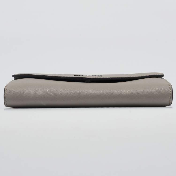 Pre Owned Michael Kors Grey Leather Envelope Flap Wallet On Chain