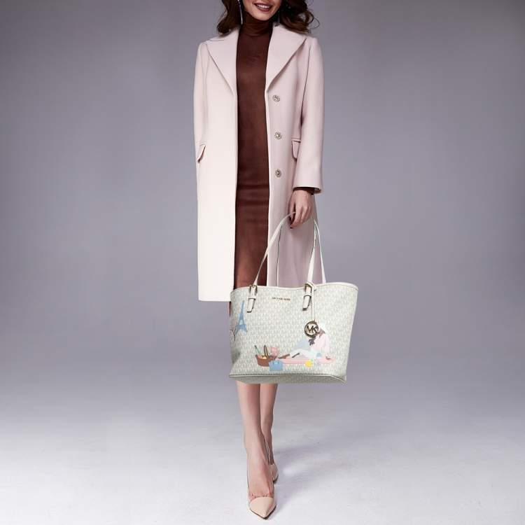 Pre Owned Michael Kors Grey Signature Coated Canvas Medium Printed Jet Set Travel Tote