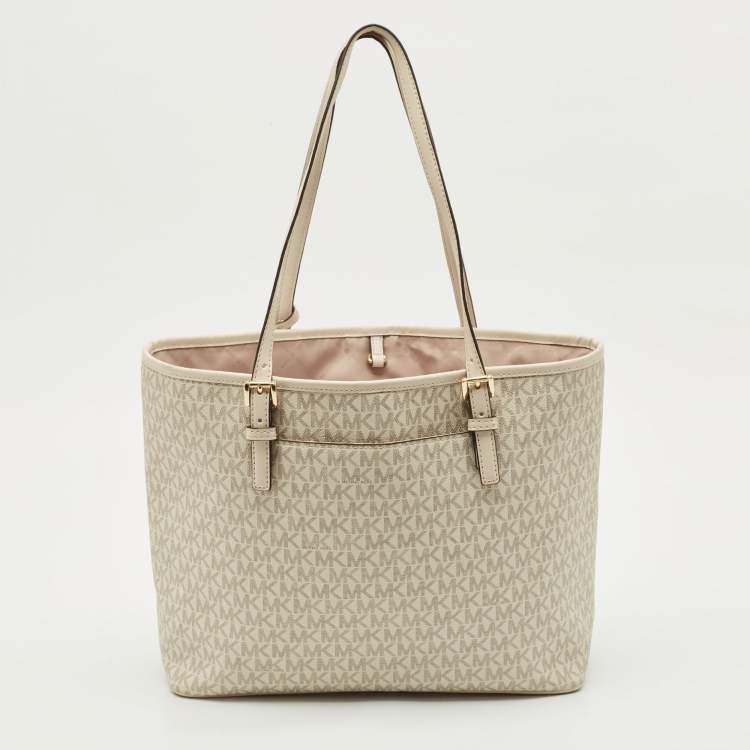 Pre Owned Michael Kors Grey Signature Coated Canvas Medium Printed Jet Set Travel Tote