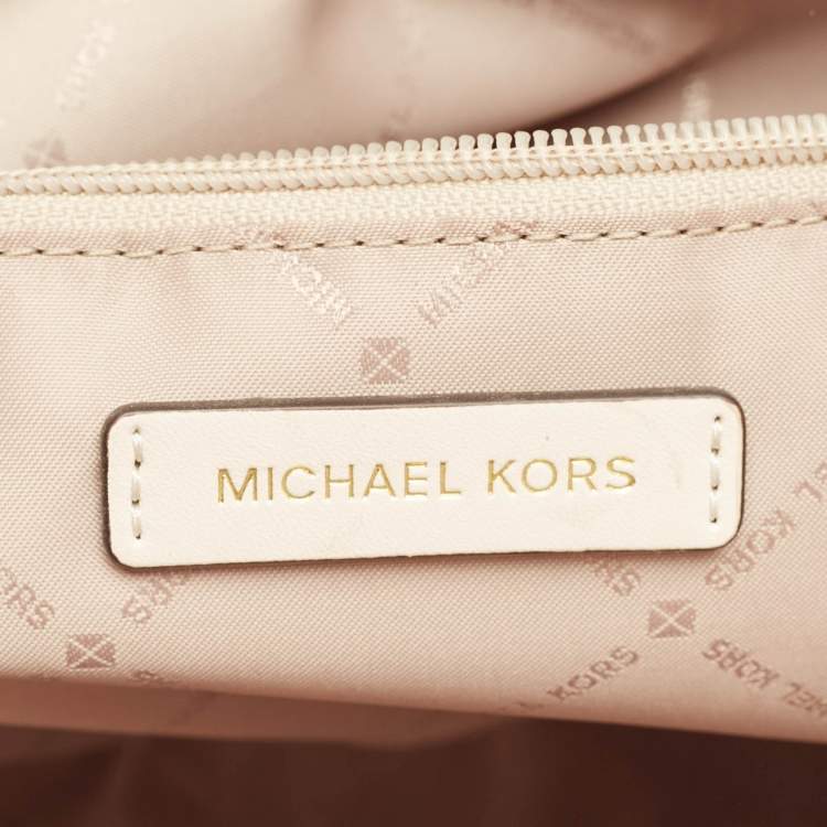 Pre Owned Michael Kors Grey Signature Coated Canvas Medium Printed Jet Set Travel Tote