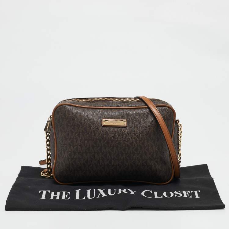 Pre Owned Michael Kors Brown Signature Coated Canvas and Leather Jet Set Crossbody Bag
