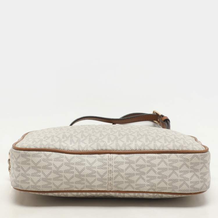 Pre Owned Michael Kors White Signature Coated Canvas Jet Set Travel Camera Crossbody Bag