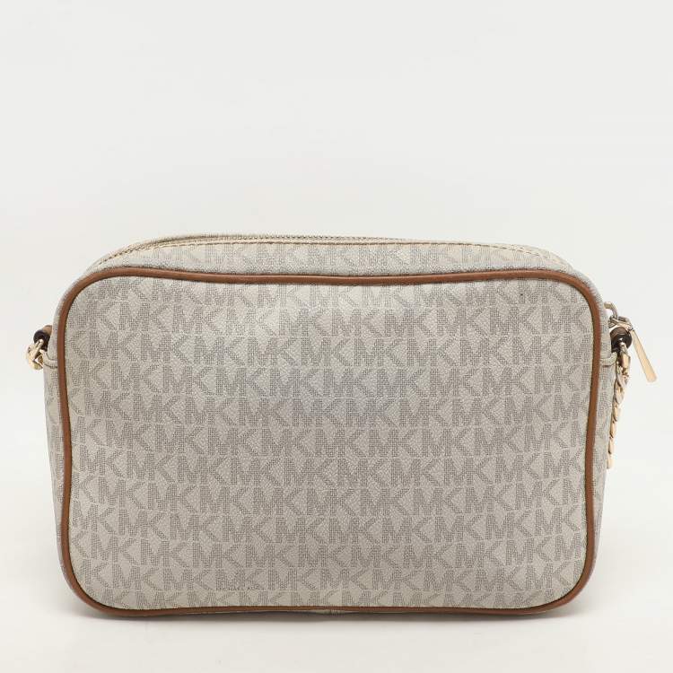 Pre Owned Michael Kors White Signature Coated Canvas Jet Set Travel Camera Crossbody Bag