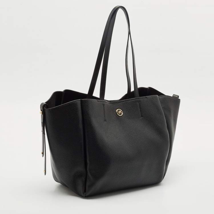 Pre Owned Michael Kors Black Leather Open Tote