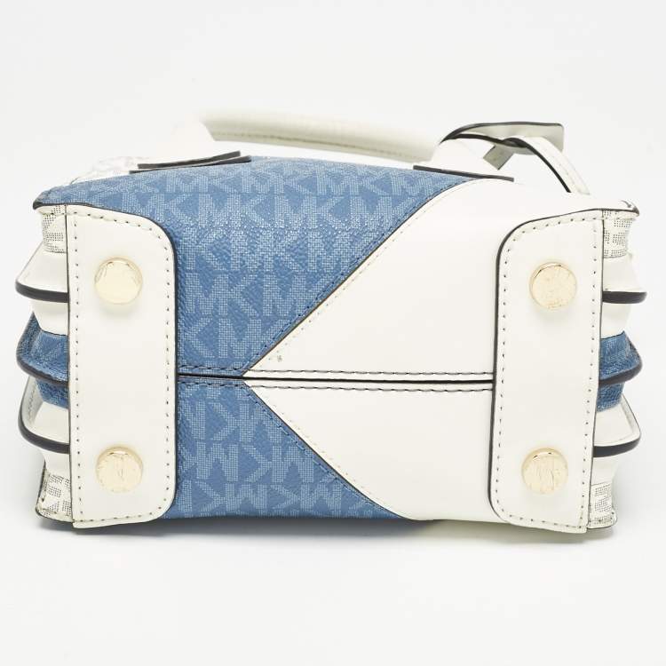 Pre Owned Michael Kors White/Blue Signature Coated Canvas Accordion Mercer Crossbody Bag