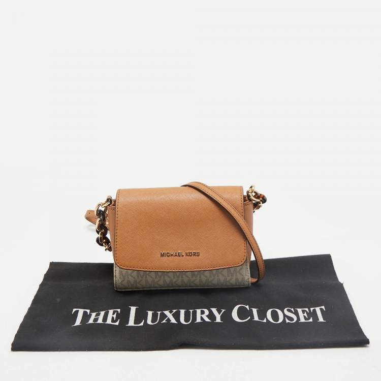 Pre Owned Michael Kors Brown/Vanilla Signature Coated Canvas Crossbody Bag