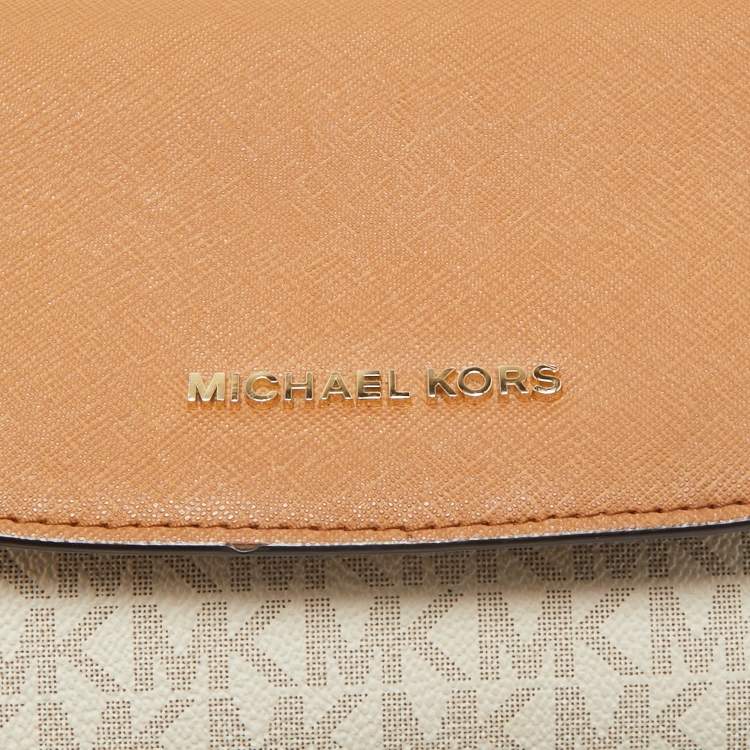Pre Owned Michael Kors Brown/Vanilla Signature Coated Canvas Crossbody Bag