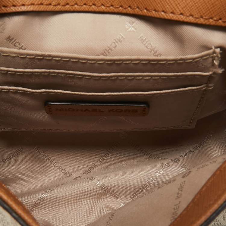 Pre Owned Michael Kors Brown/Vanilla Signature Coated Canvas Crossbody Bag