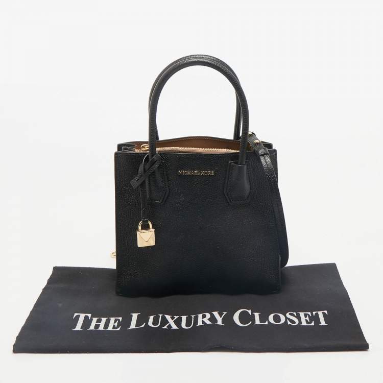 Pre Owned Michael Kors Black Leather Mini Mercer Tote