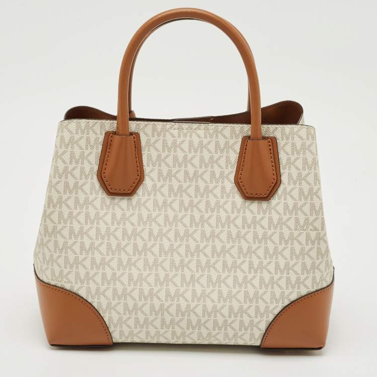 Pre Owned Michael Kors Brown/White Signature Coated Canvas and Leather Small Mercer Gallery Tote