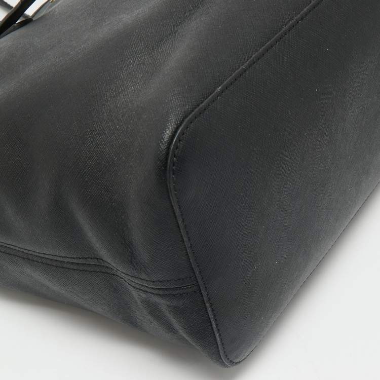 Pre Owned Michael Kors Black Leather Large Jet Set Travel Tote