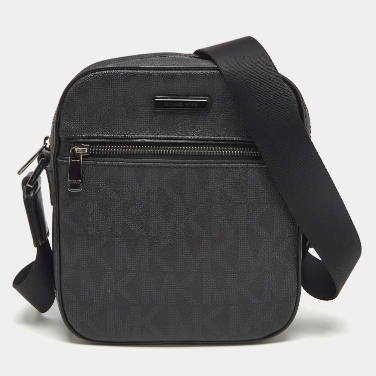 Pre Owned Michael Kors Black Signature Coated Canvas Jet Set Logo Flight Crossbody Bag