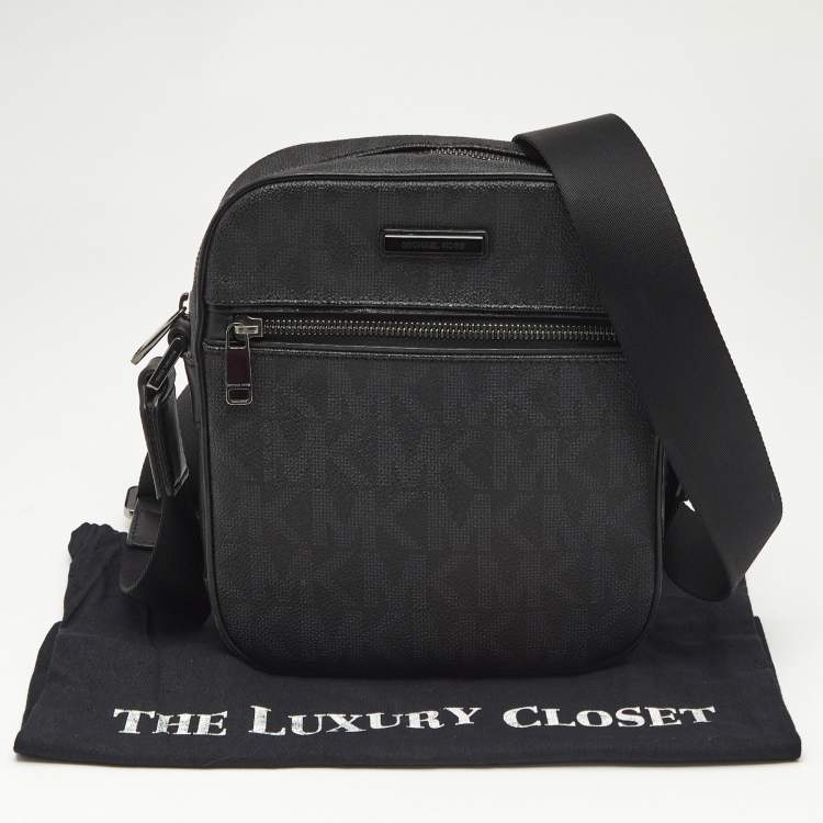 Pre Owned Michael Kors Black Signature Coated Canvas Jet Set Logo Flight Crossbody Bag