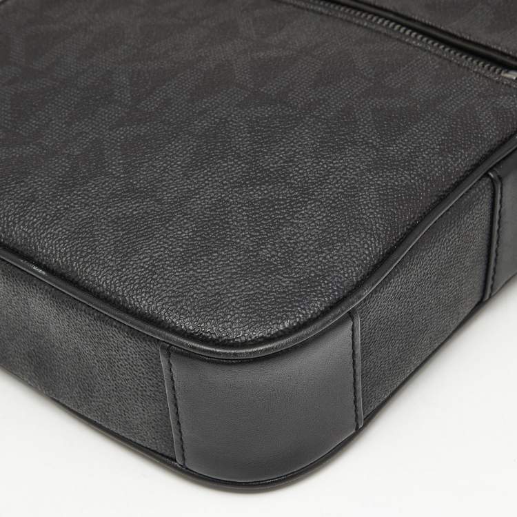 Pre Owned Michael Kors Black Signature Coated Canvas Jet Set Logo Flight Crossbody Bag