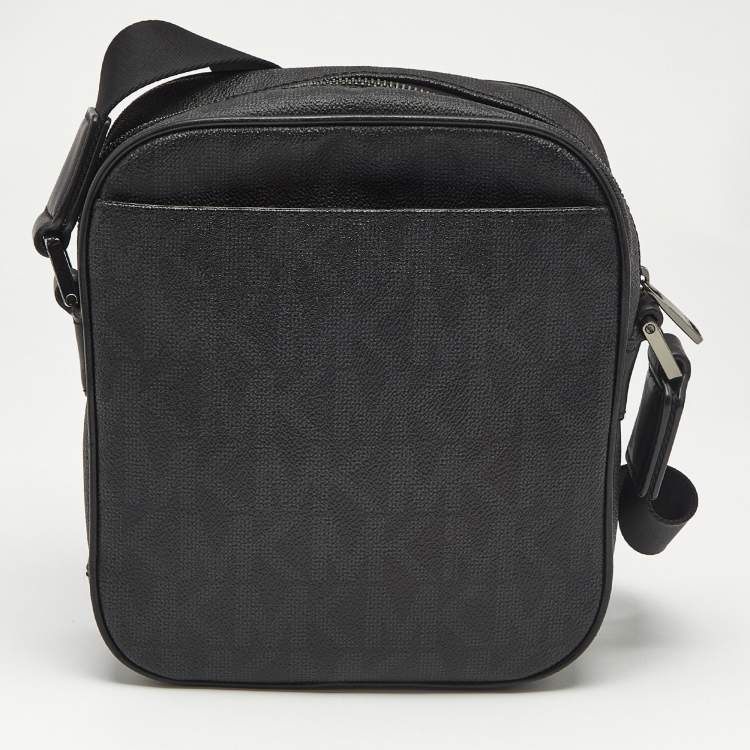 Pre Owned Michael Kors Black Signature Coated Canvas Jet Set Logo Flight Crossbody Bag