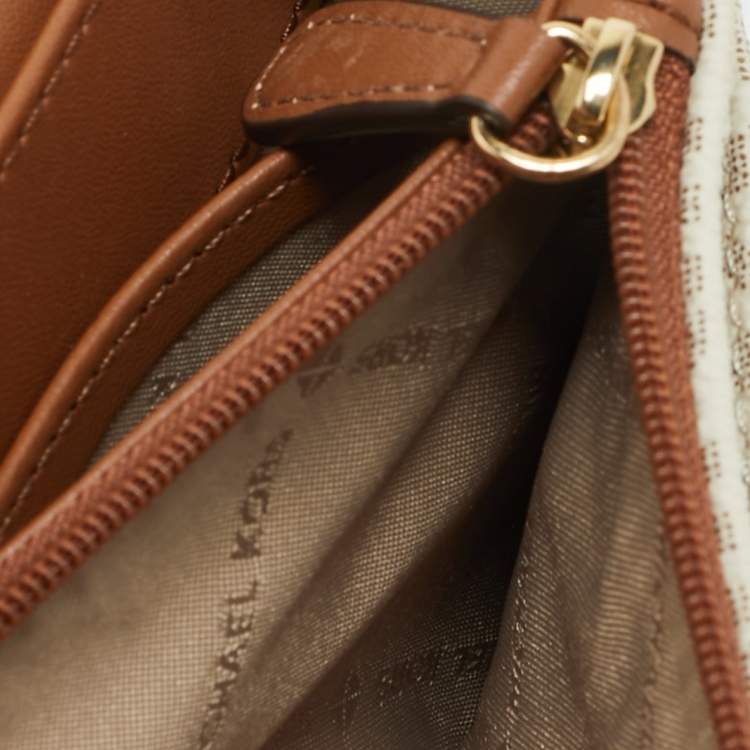Pre Owned Michael Kors White/Brown Signature Coated Canvas and Leather Jet Set Phone Crossbody Bag