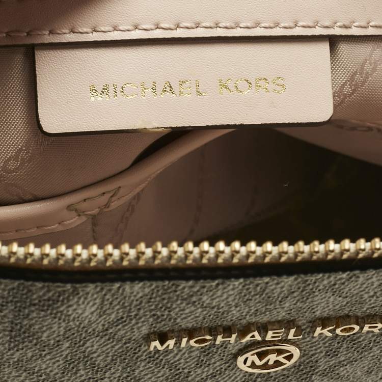 Pre Owned Michael Kors White/Pink Signature Coated Canvas Medium Sullivan Tote