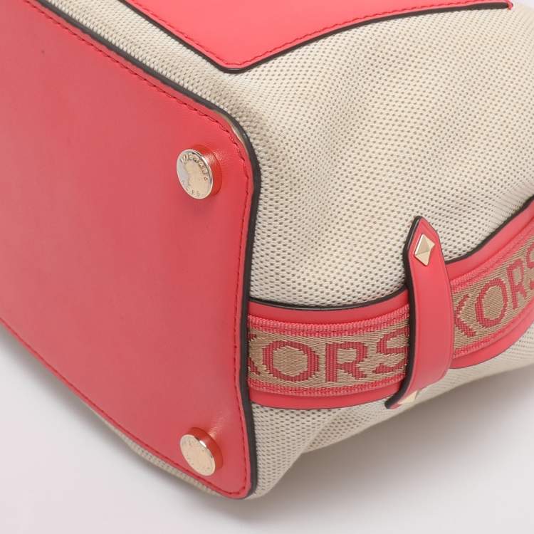 Pre Owned Michael Kors Beige/Pink Canvas and Leather Medium Maeve Bucket Bag