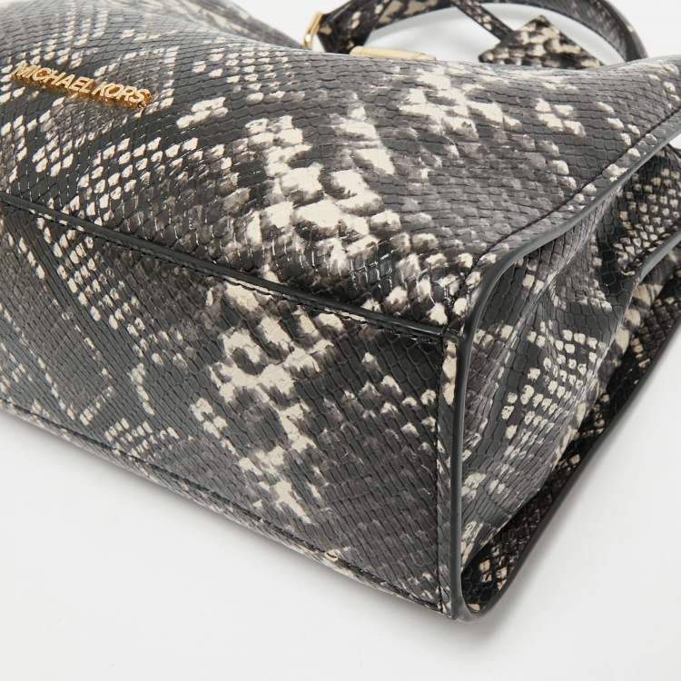 Pre Owned Michael Kors Black/White Snakeskin Embossed Leather Penelope Top Handle Bag