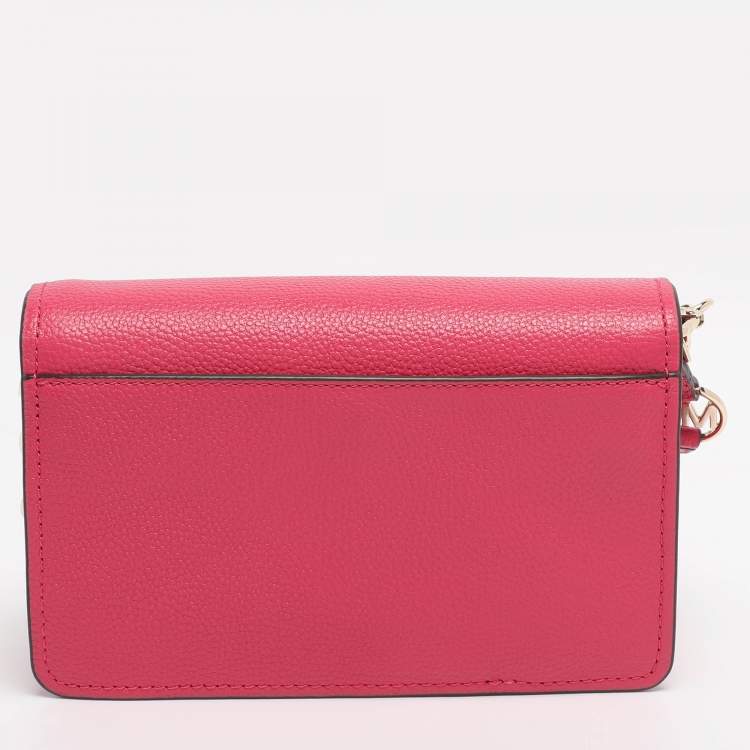 Pre Owned Michael Kors Pink Leather Jet Set Charm Crossbody Bag