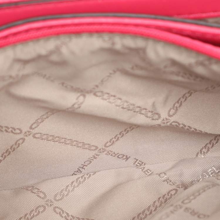 Pre Owned Michael Kors Pink Leather Jet Set Charm Crossbody Bag